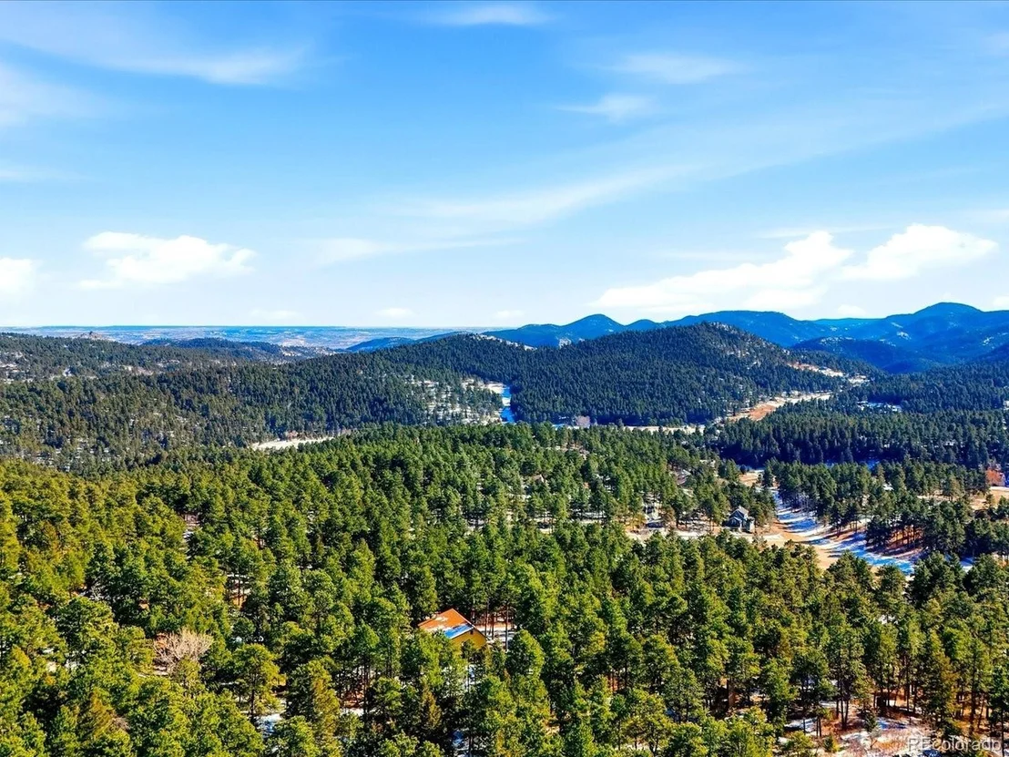 Photo of 8220 Iowa Gulch Rd