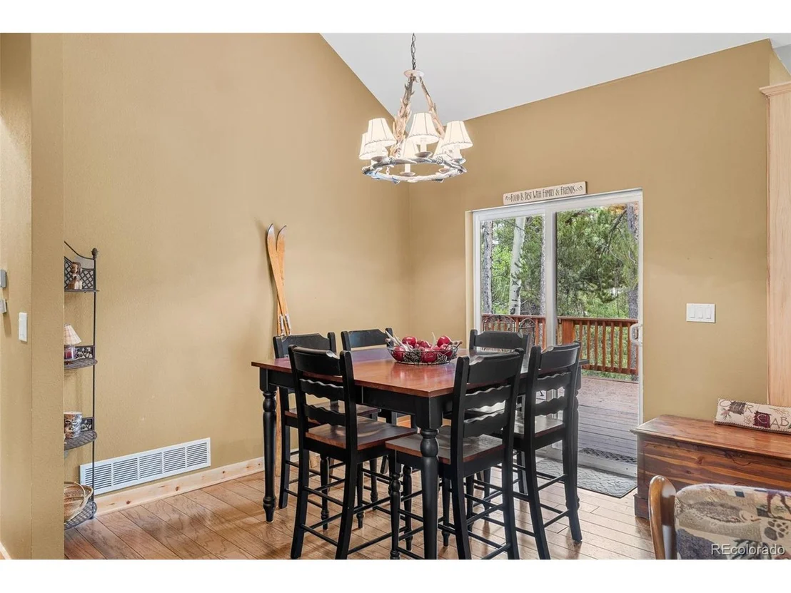 Photo of 1224 Circle 73
