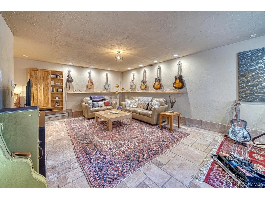 Photo of 212 Rafferty Dr