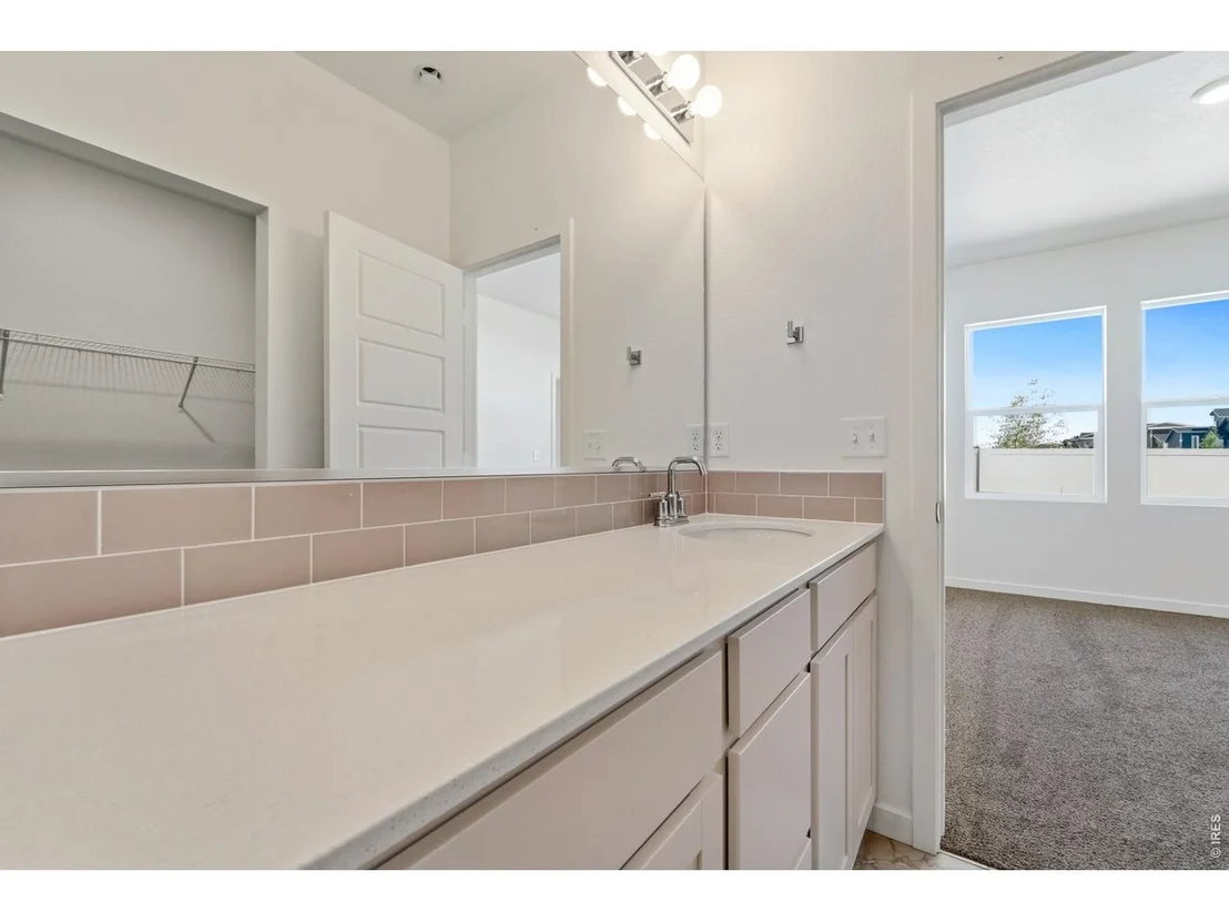 Photo of 3900 Soapstone St