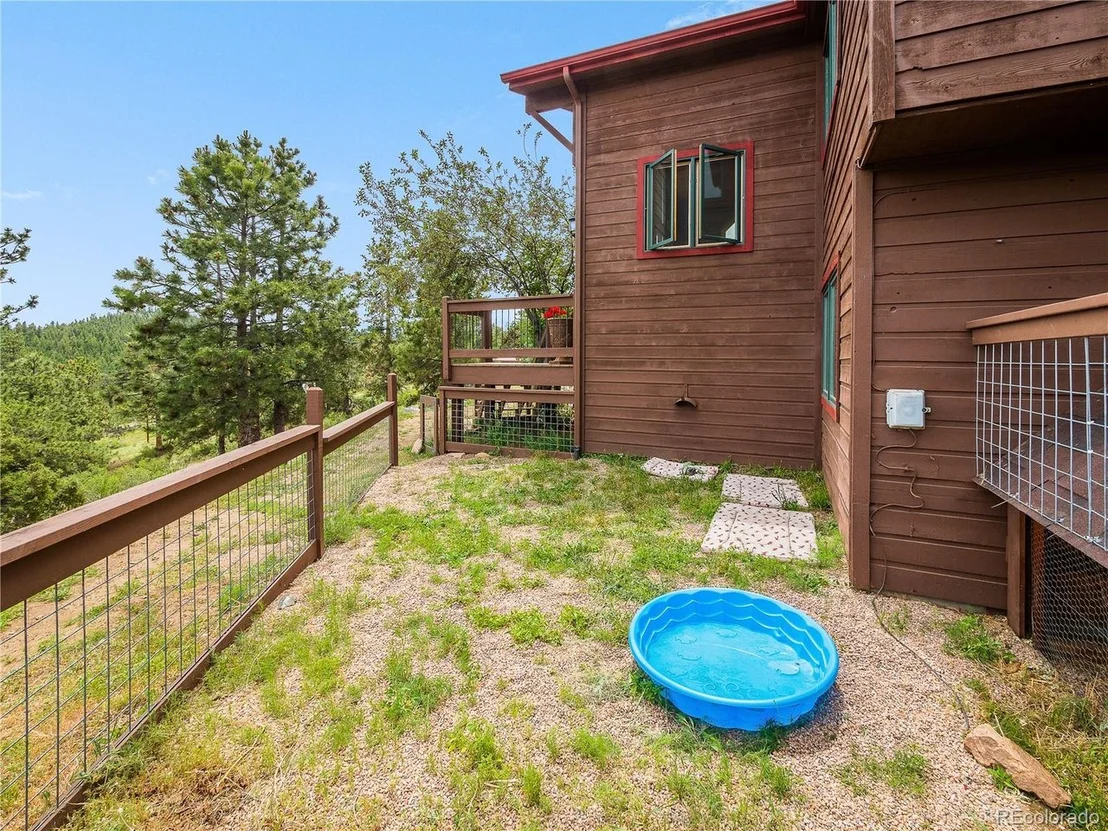Photo of 237 Panorama Dr