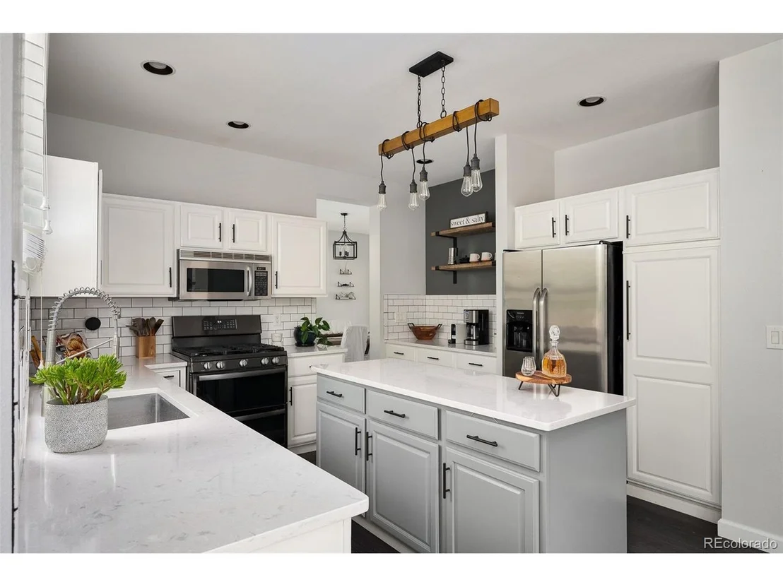 Photo of 4113 E 129th Cir
