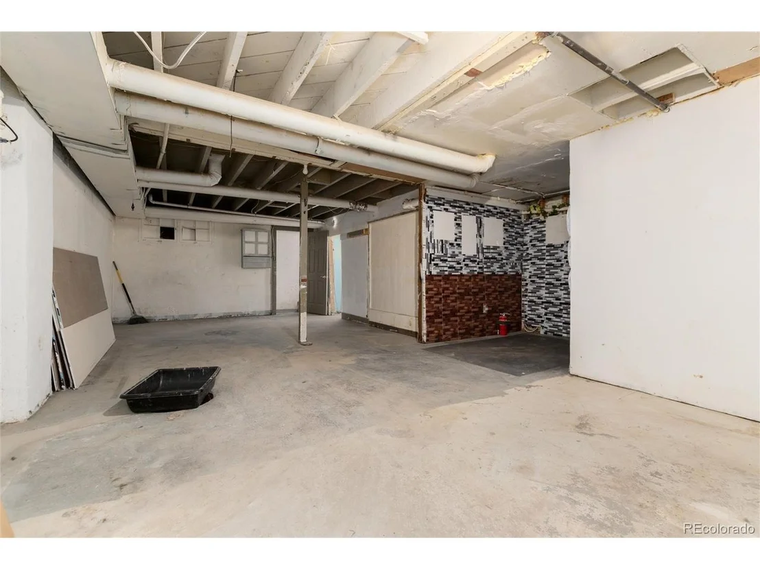 Photo of 550 Castello Ave