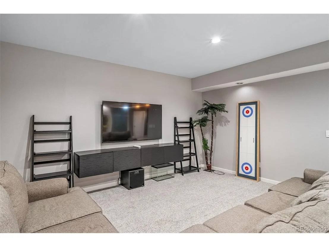 Photo of 9537 Iron Mountain Way
