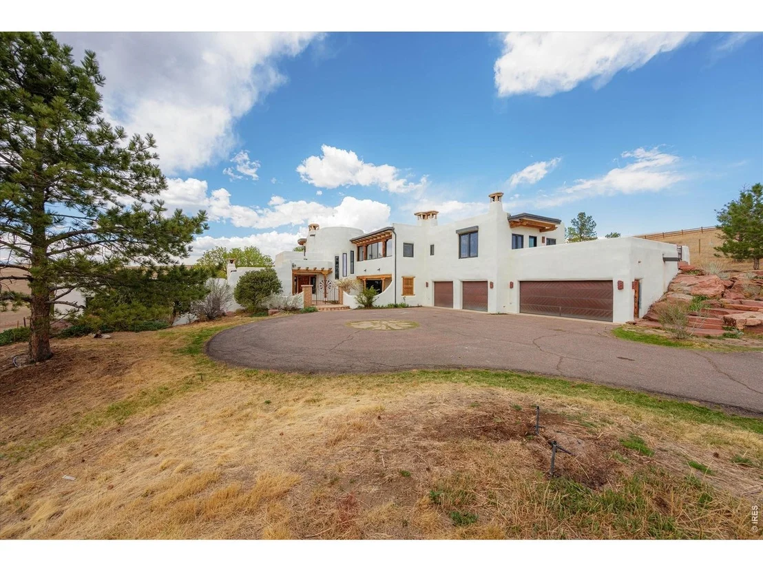 Photo of 6877 Marshall Dr