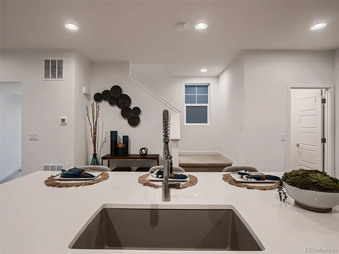 Photo of 11025 Sunshimmer Cir