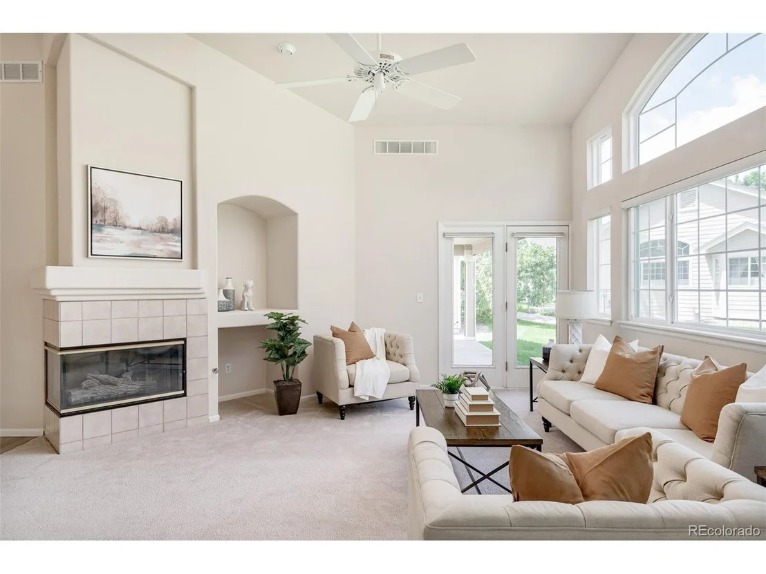 Photo of 3969 Lee Cir