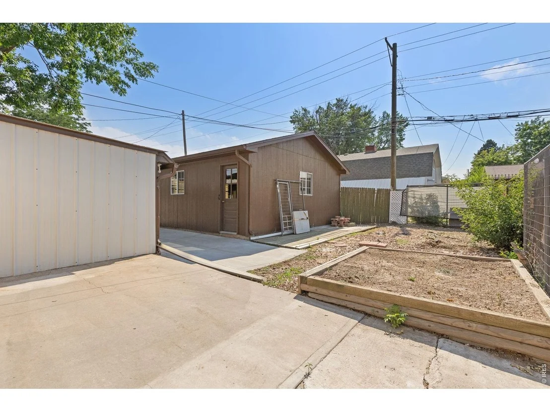 Photo of 721 35th Ave