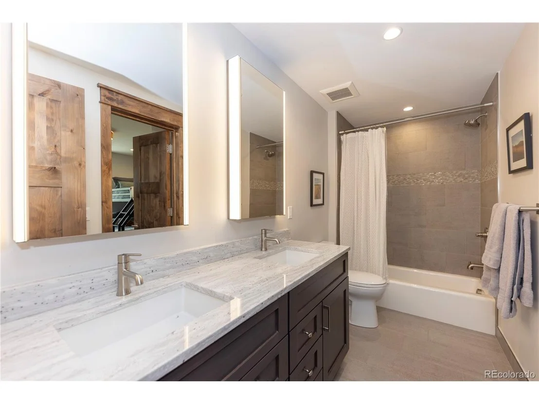 Photo of 27 Fly Caster Ln