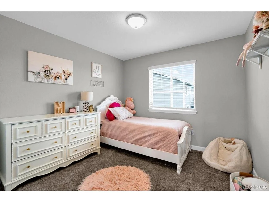 Photo of 970 White Leaf Cir