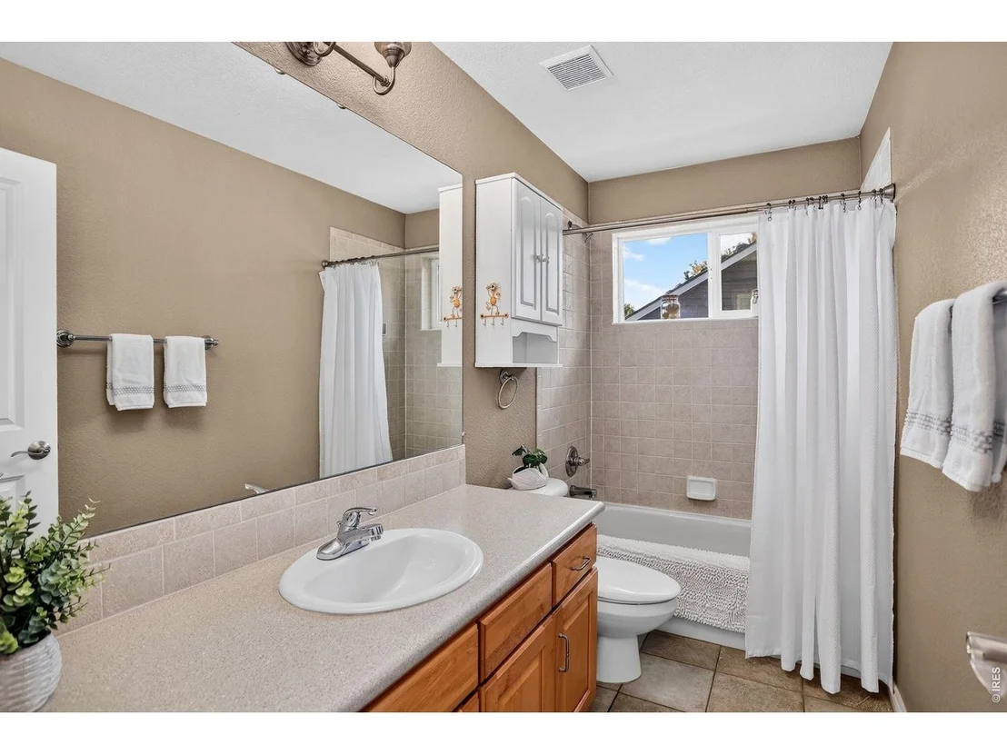 Photo of 103 Bohn Ct
