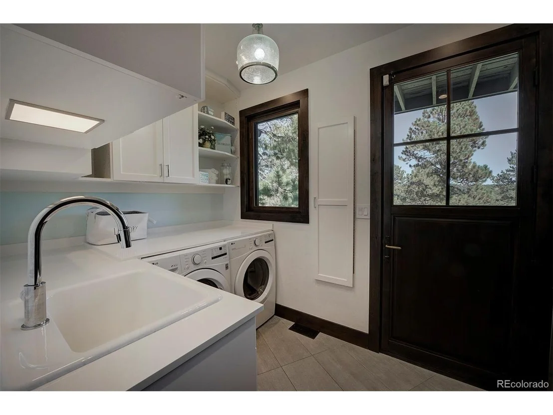 Photo of 2226 Island Pt