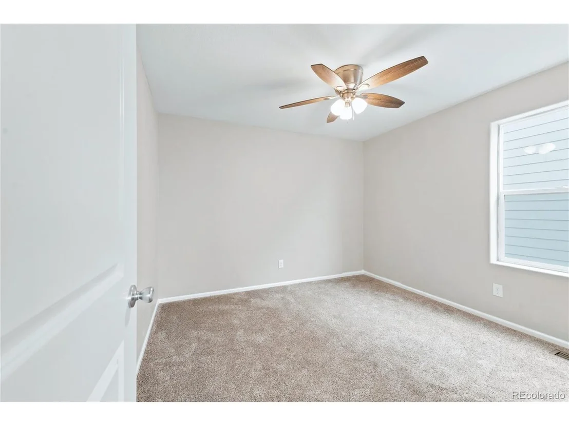 Photo of 47363 Lilac Ave