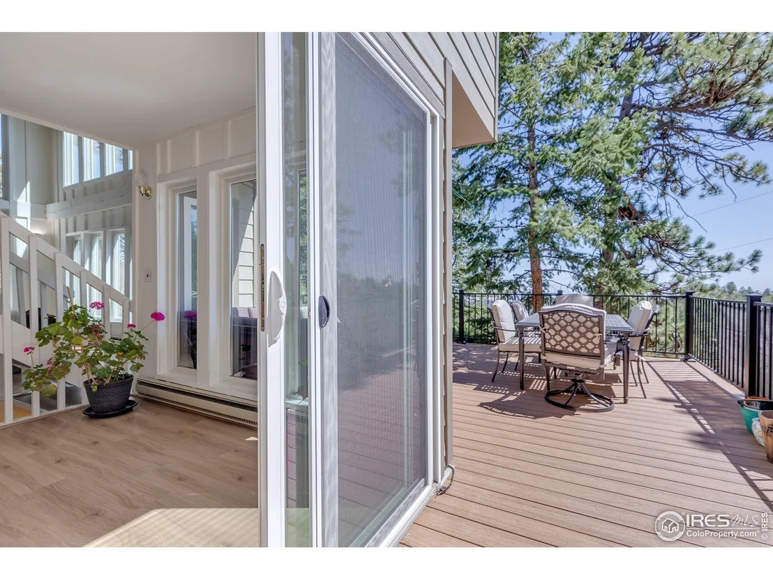 Photo of 287 Brook Cir