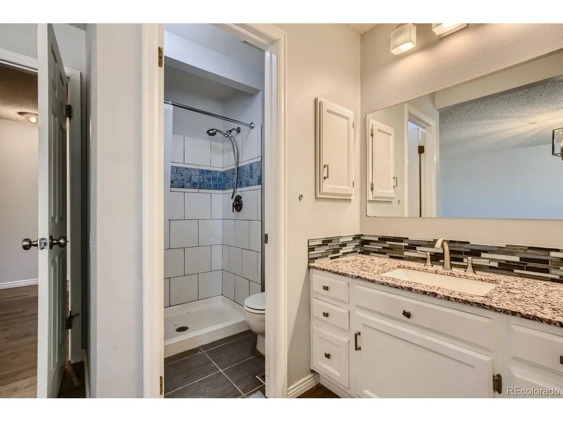 Photo of 4413 E 107th Cir