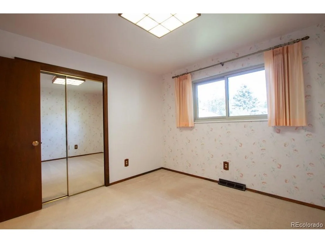 Photo of 6545 Dover St