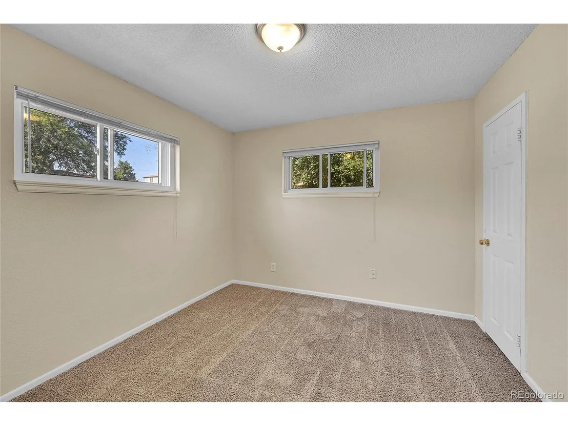 Photo of 1331 Oak Pl