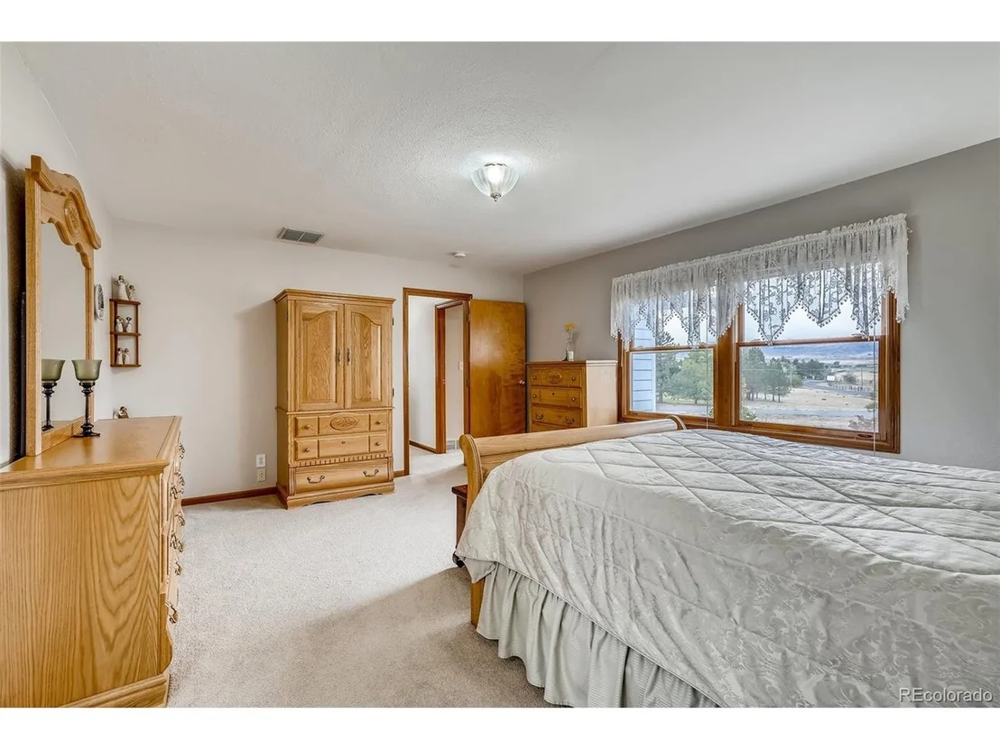 Photo of 108 Bothun Rd