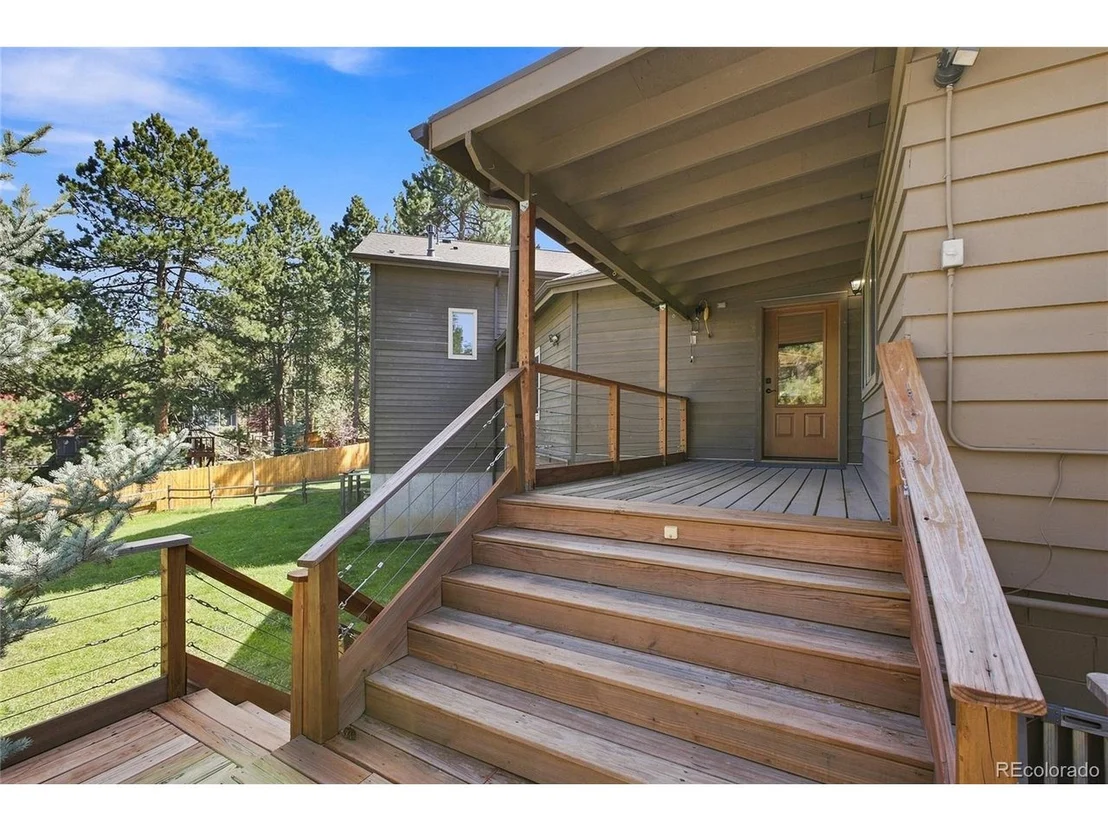 Photo of 28609 Pine Dr