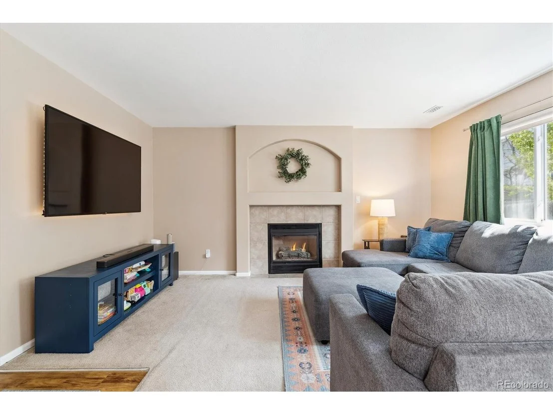 Photo of 1462 Hyacinth Way