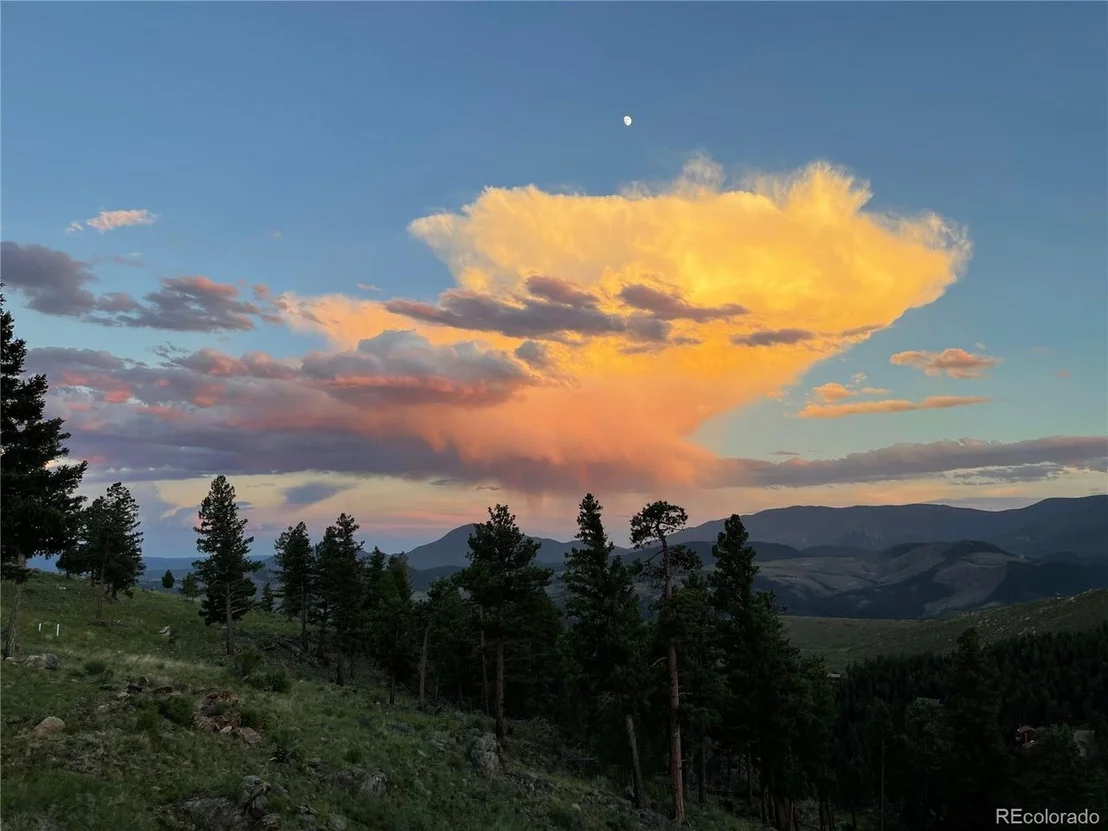 Photo of 15077 Wilson Peak Rd