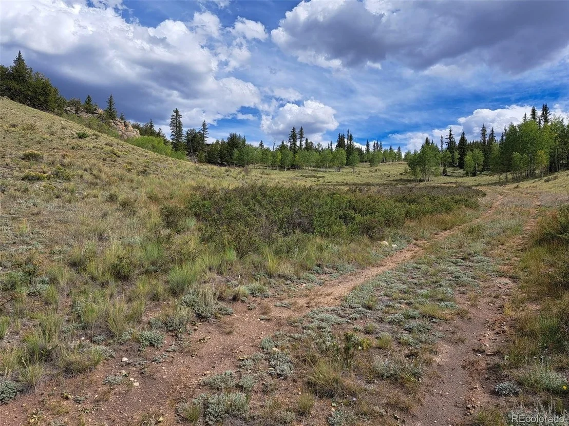 Photo of 736 Stagestop Rd
