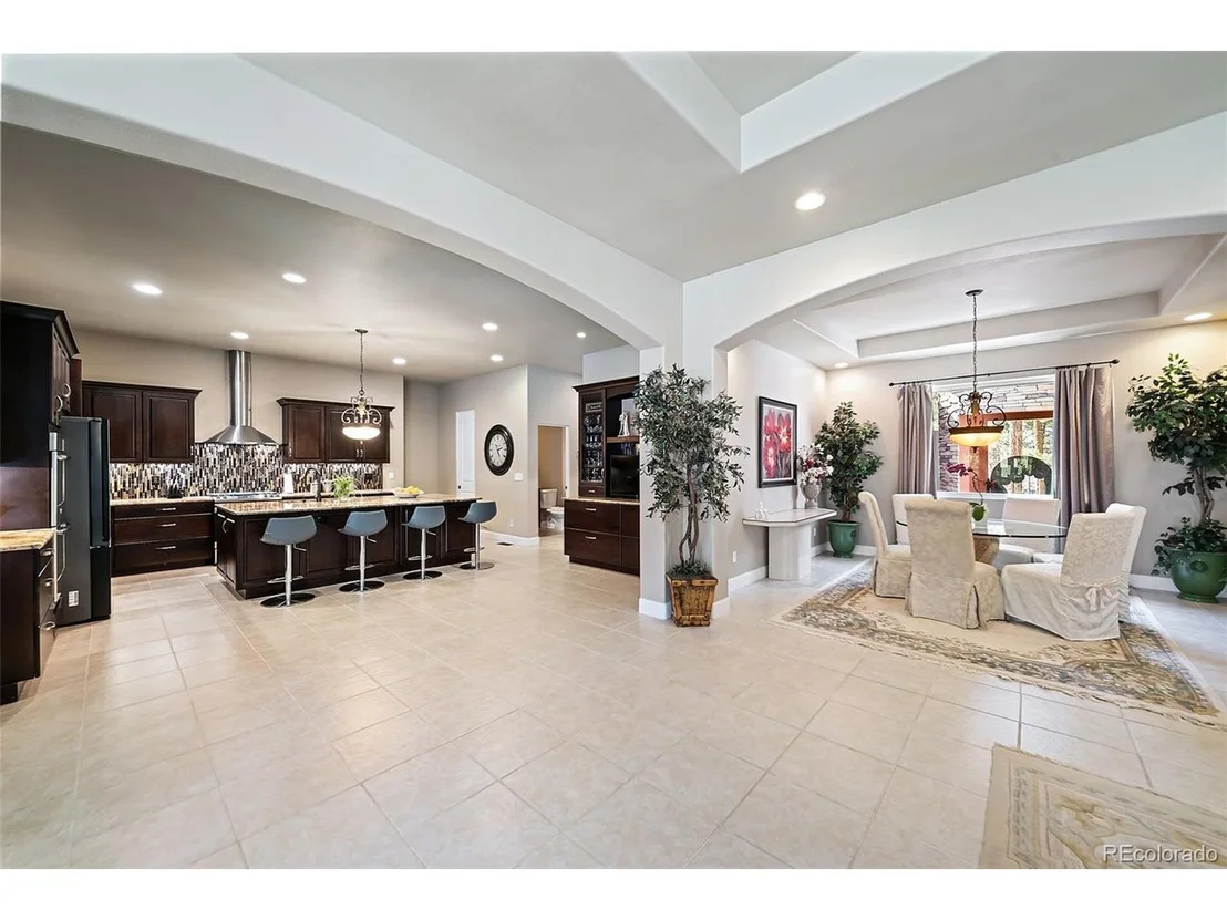 Photo of 1399 Gore Cir