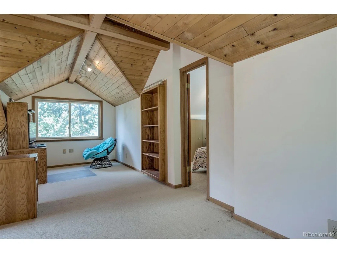 Photo of 420 Nuthatch Dr