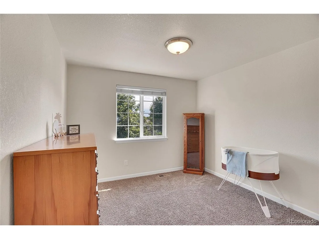 Photo of 4897 Wren Ct