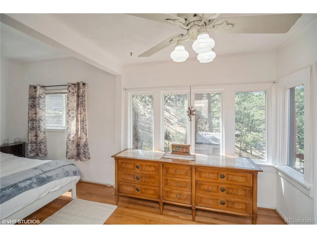 Photo of 3439 Burnham Dr