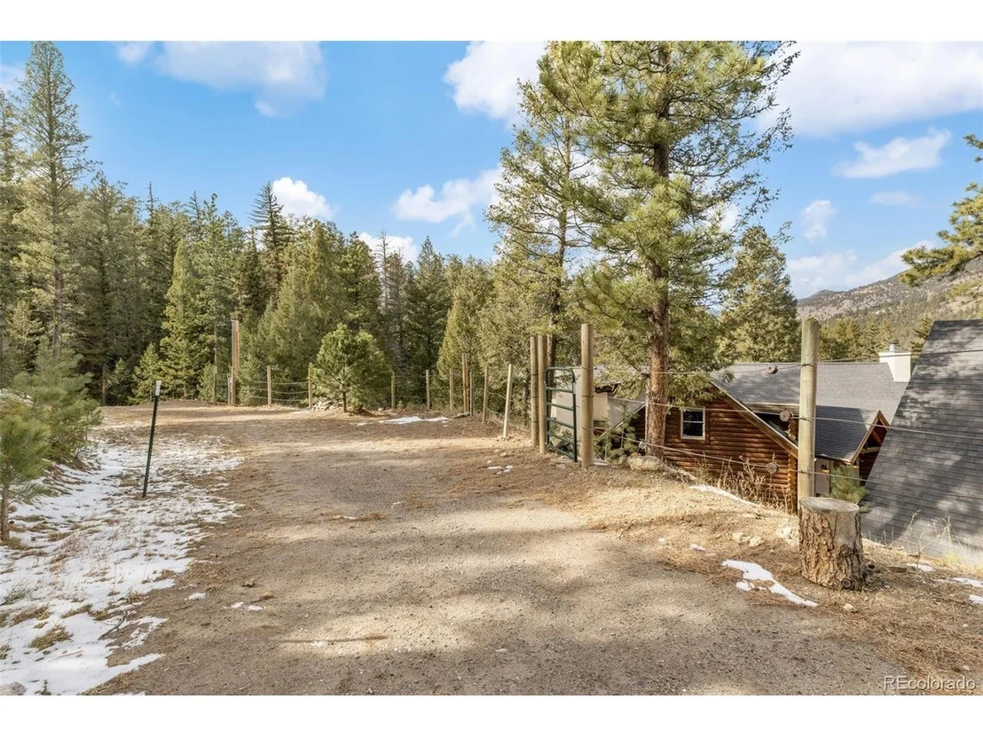 Photo of 33755 Columbine Cir