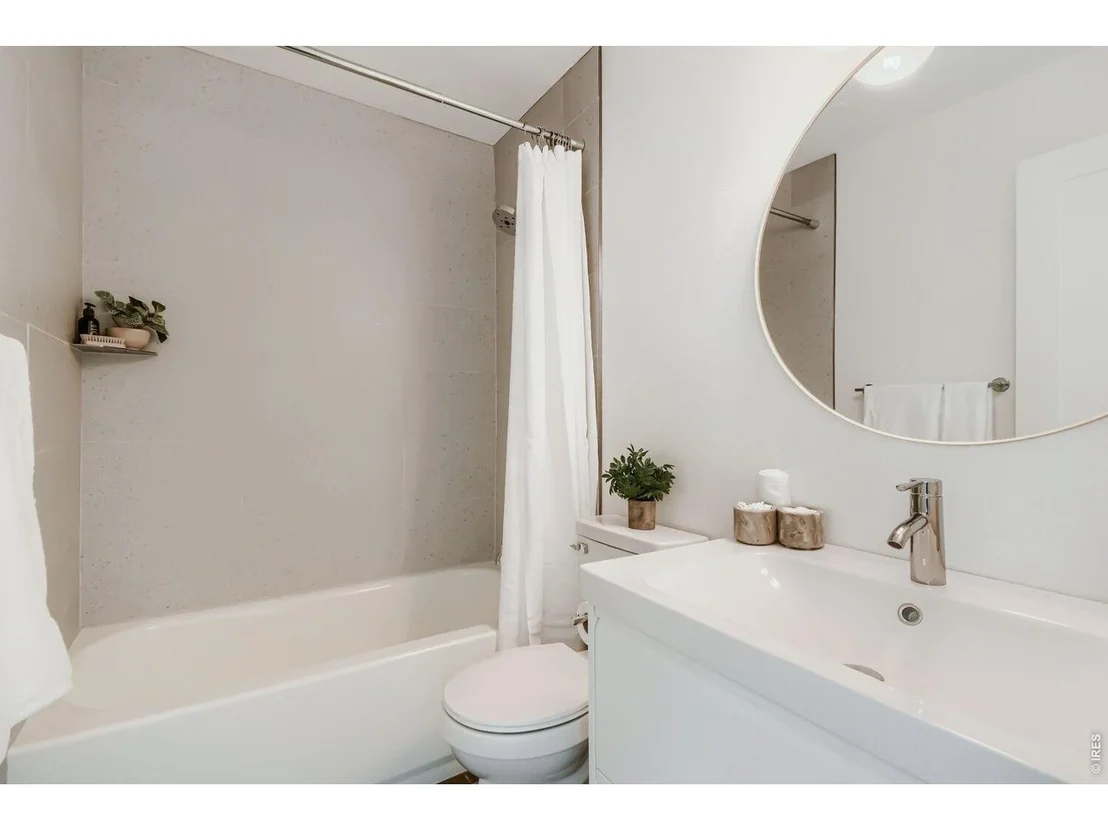 Photo of 4865 Kings Ridge Blvd