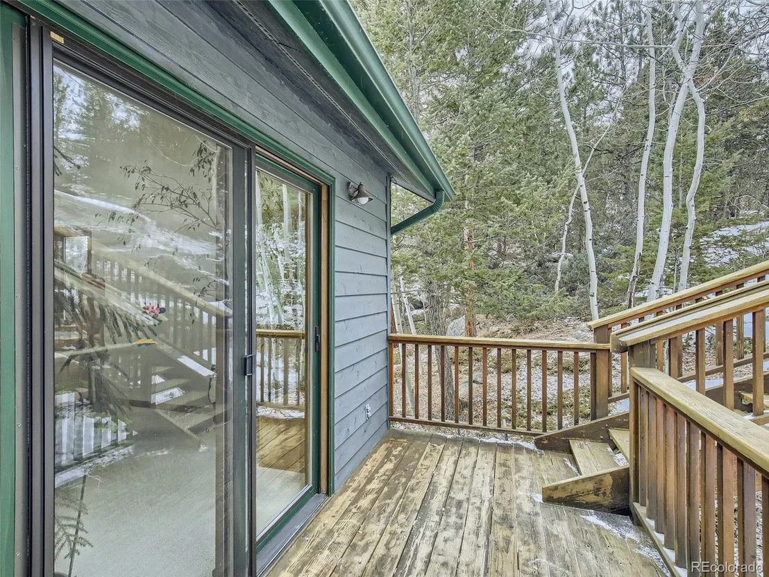 Photo of 597 Pine Glade Rd