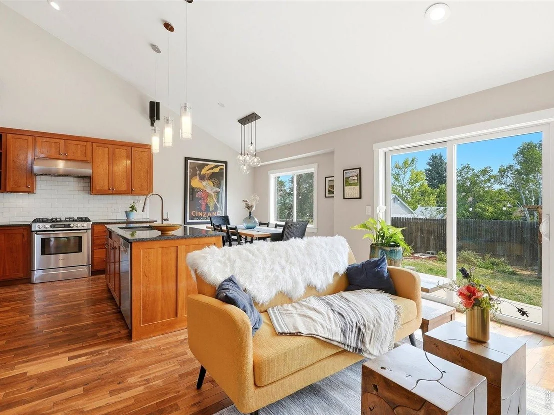 Photo of 971 Vetch Cir