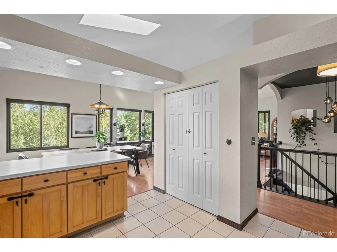 Photo of 424 W Dory Way