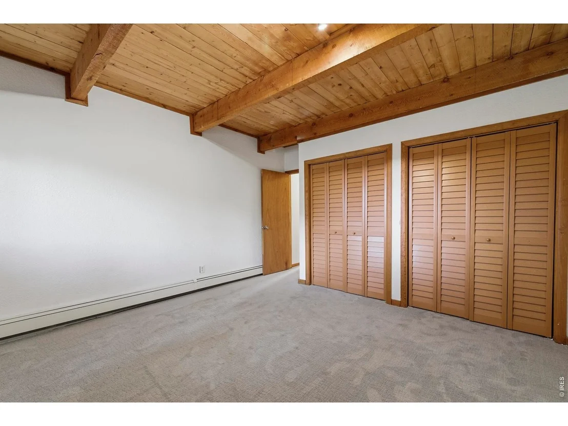 Photo of 8238 Sugarloaf Rd