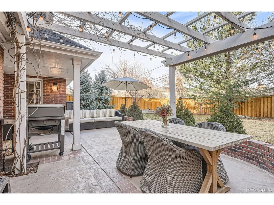 Photo of 366 Elm St