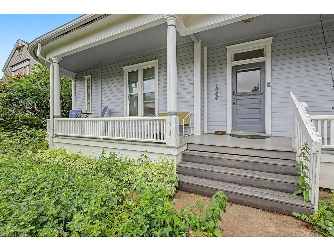 Photo of 1044 Maxwell Ave