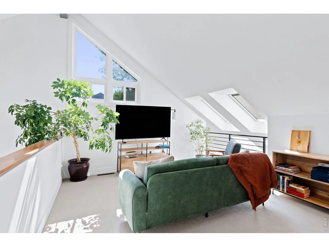 Photo of 3497 Iris Ct