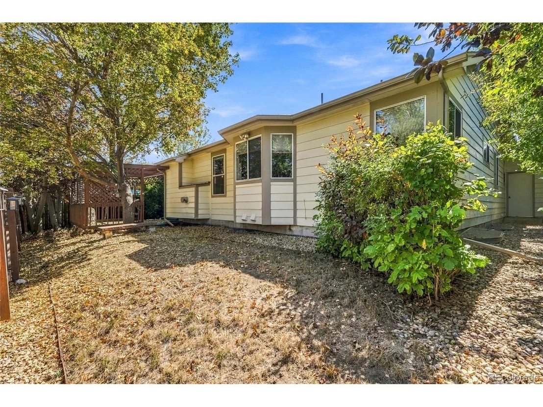 Photo of 10989 Gray Cir