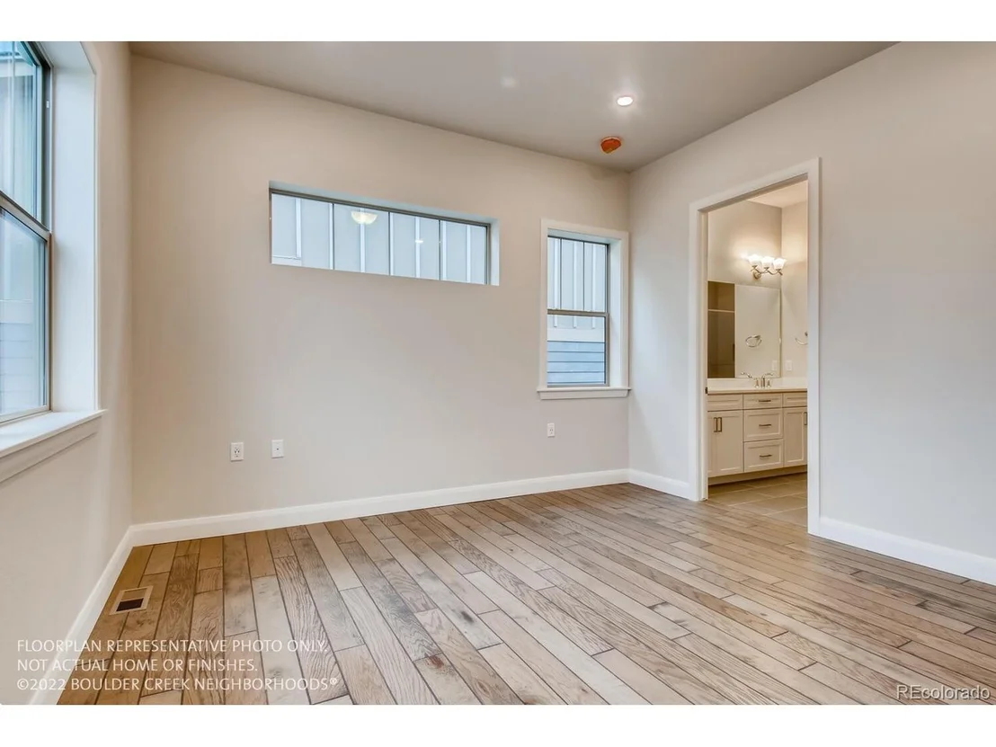 Photo of 886 Quarry Cir