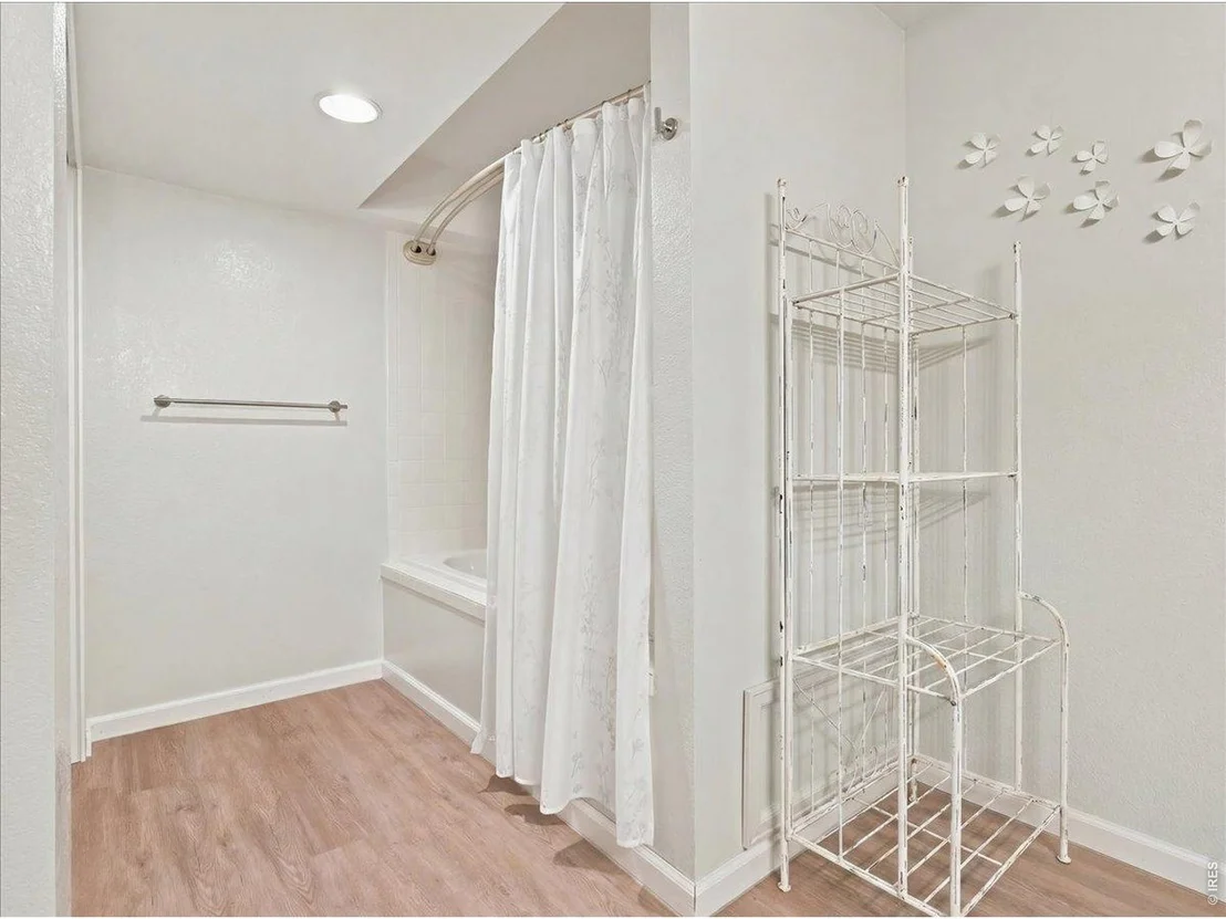 Photo of 332 Whitney Bay