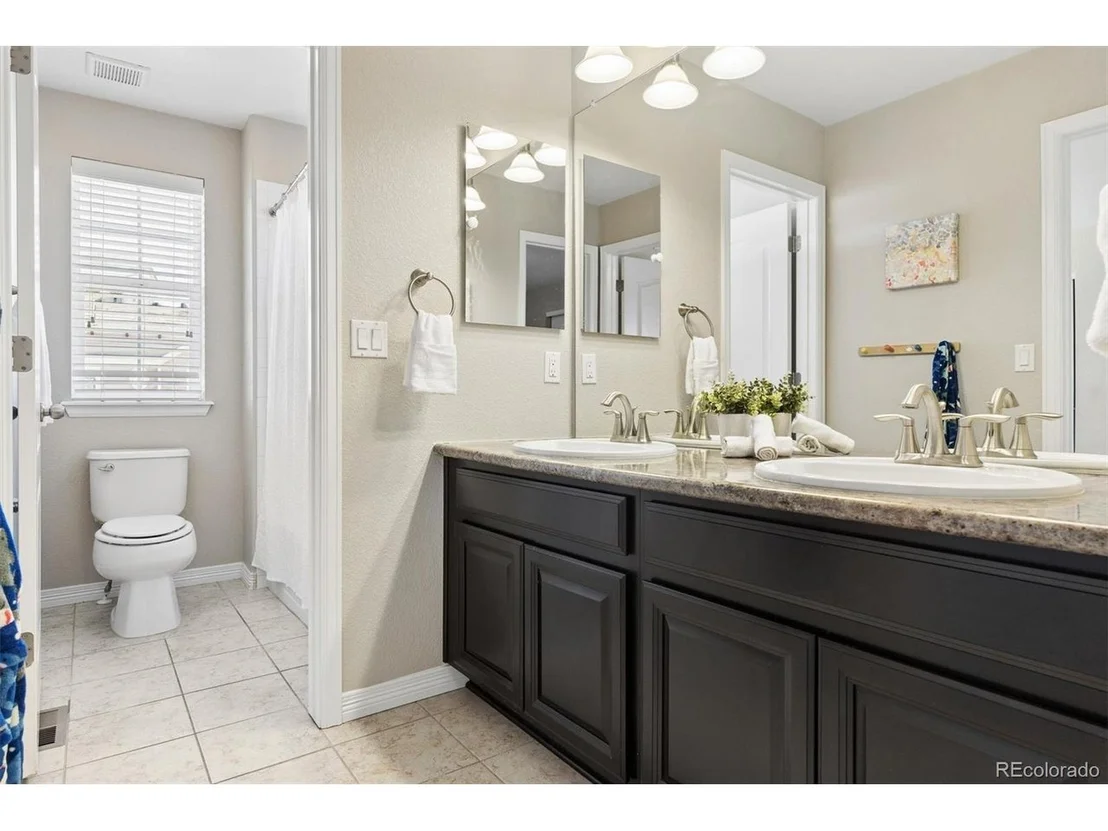 Photo of 8610 Zircon Way