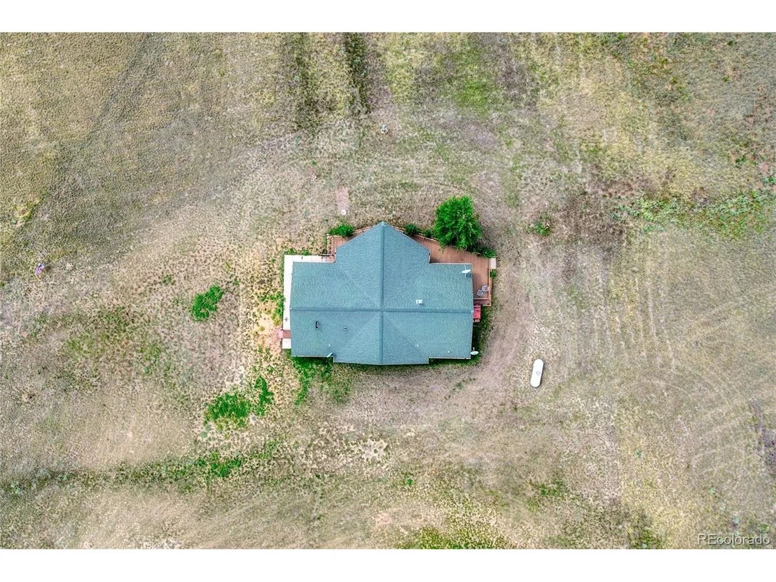 Photo of 38391 County Road 77