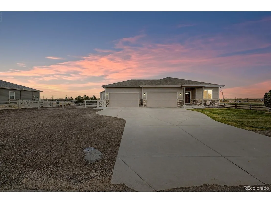 Photo of 540 Remington Dr