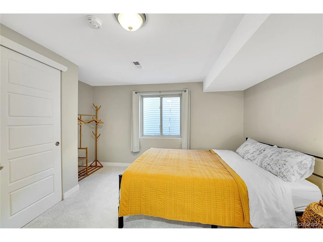 Photo of 9749 Meade Cir
