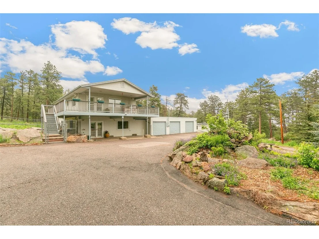 Photo of 9126 Sunrise Ln