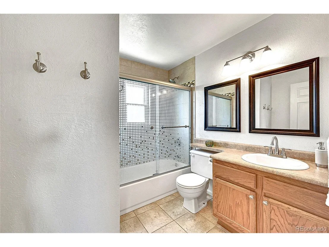 Photo of 1093 Lilac Cir