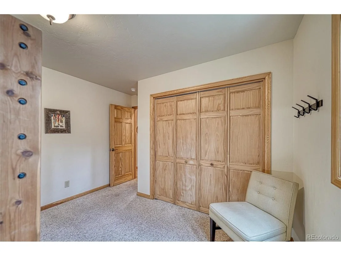 Photo of 988 Ruby Ln