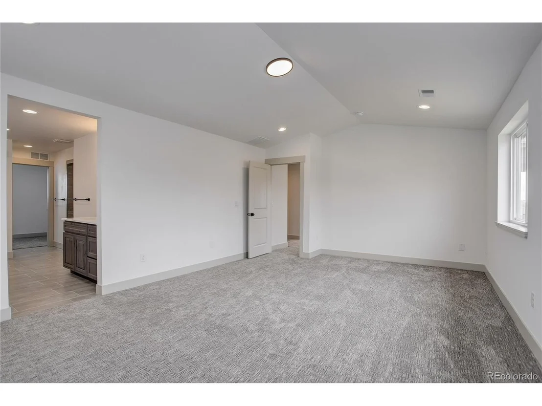 Photo of 9377 Iron Mountain Way